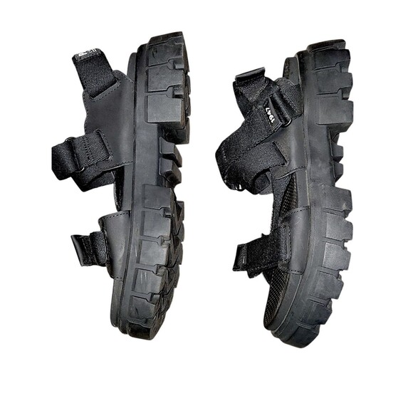 Palladium Women’s Revolt Sandals, Gorp Core Granola Girl Size 8.5 Black - Picture 4 of 6